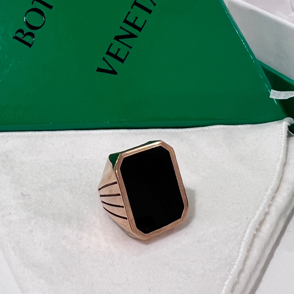 Bottega Veneta Ring Black Onyx And Gold Nwt Size 15 It 75 Us 375$